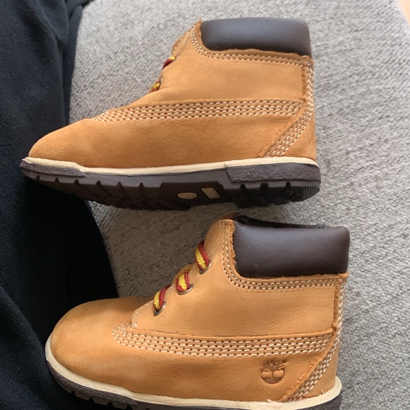 Timberlands nwb flash $22 - Picture 3 of 5
